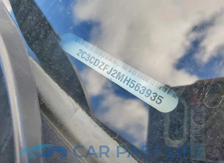 2C3CDZFJ2MH563935# 12