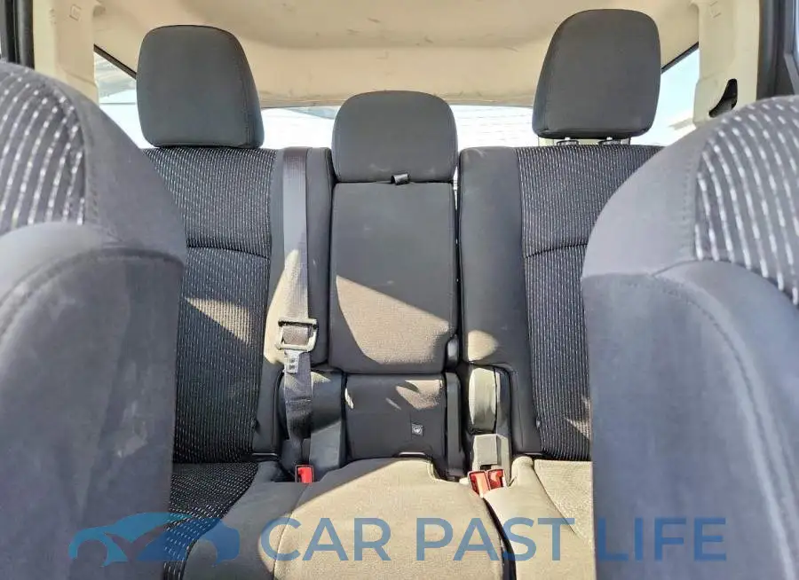 3C4PDCAB0HT700829# 10