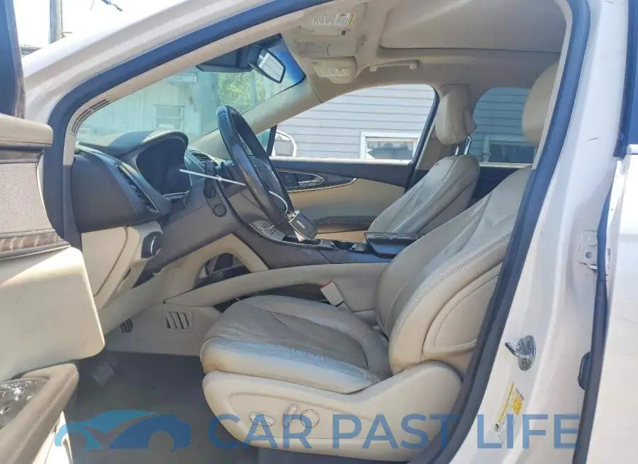 2LMPJ8LR8HBL44030# 7