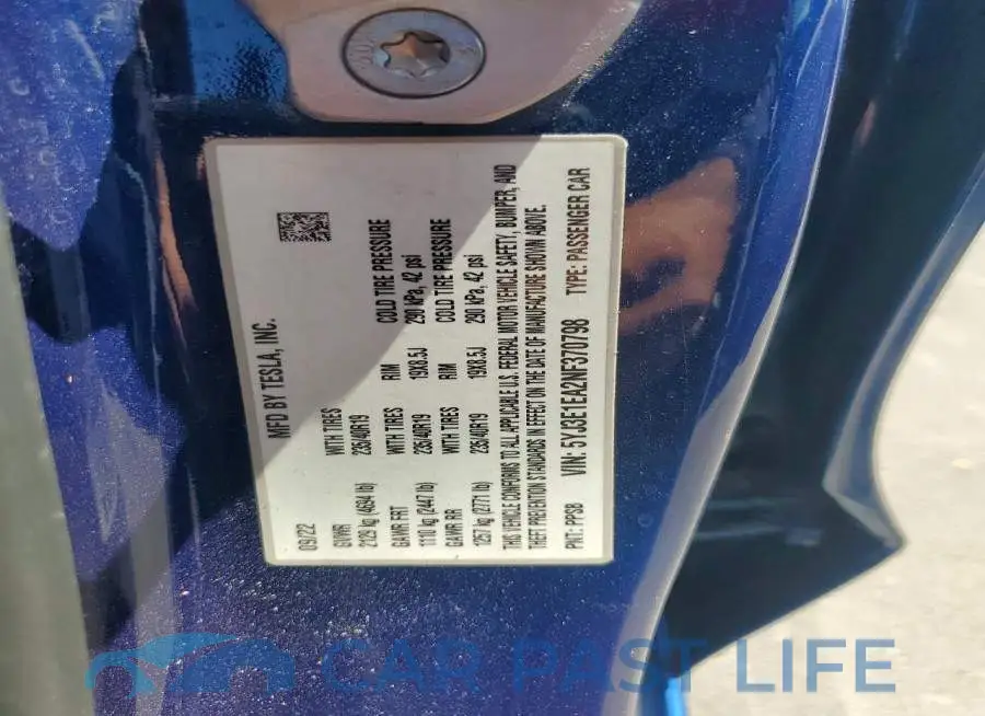 5YJ3E1EA2NF370798# 12