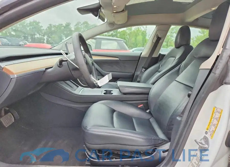 5YJ3E1EAXPF559220# 7