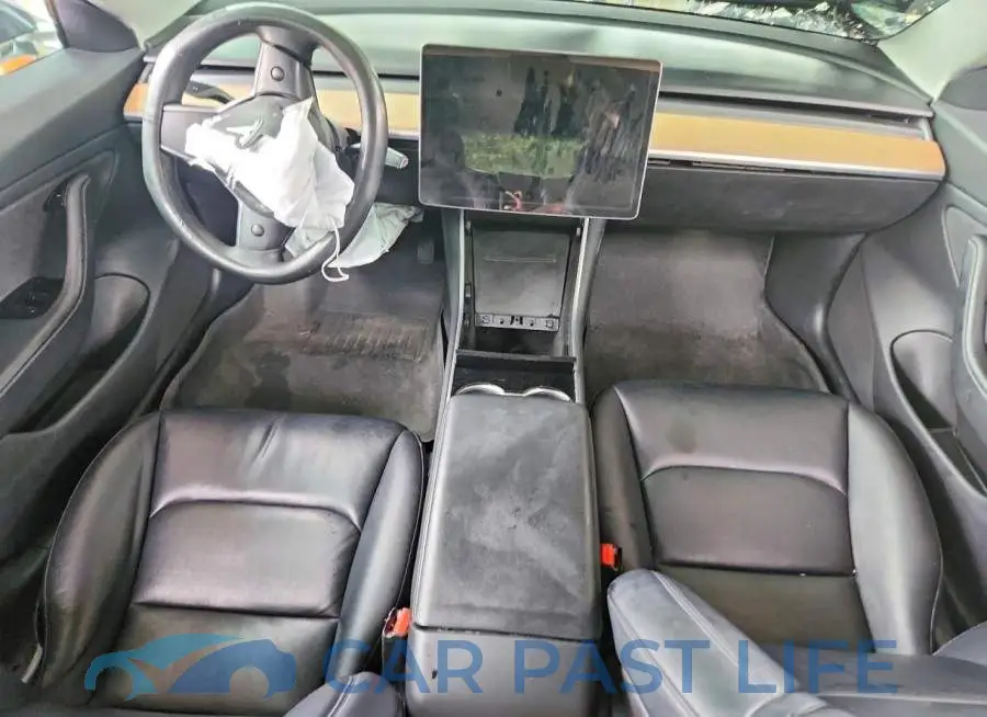 5YJ3E1EB5LF619925# 8
