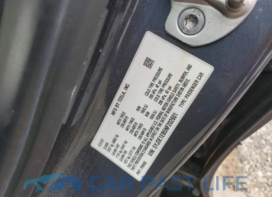 5YJ3E1EB5NF202601# 12
