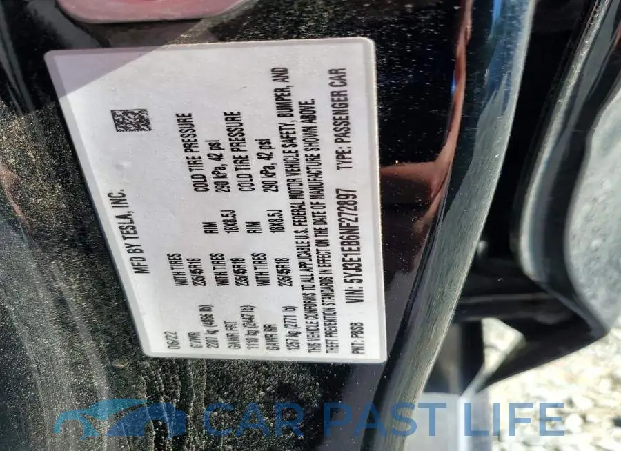 5YJ3E1EB6NF272897# 12