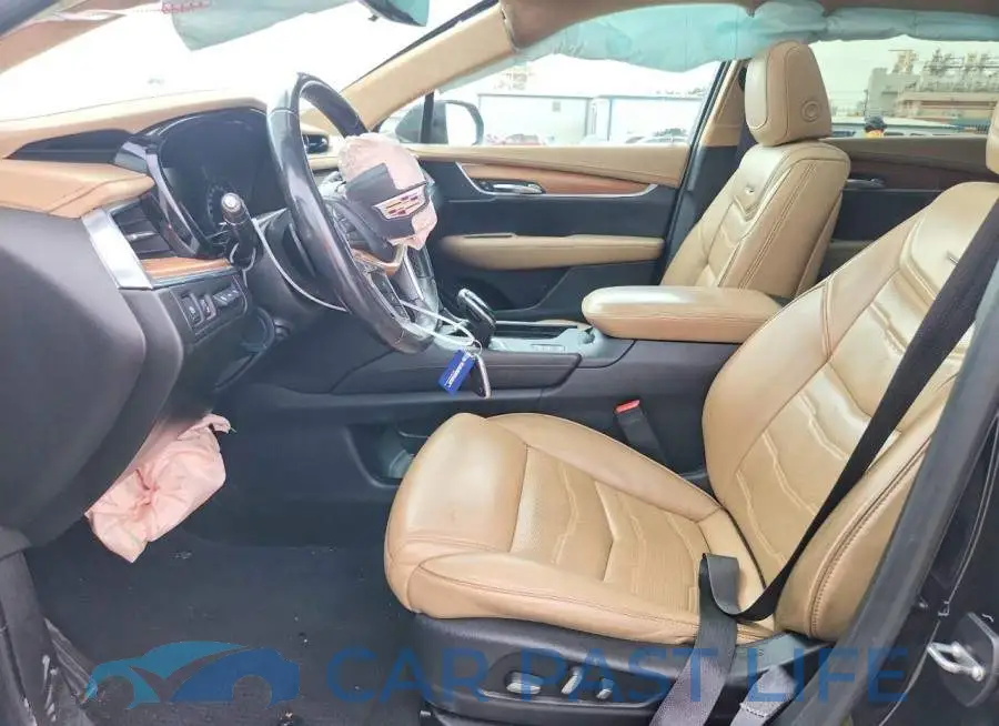1GYKNGRS4JZ206551# 7