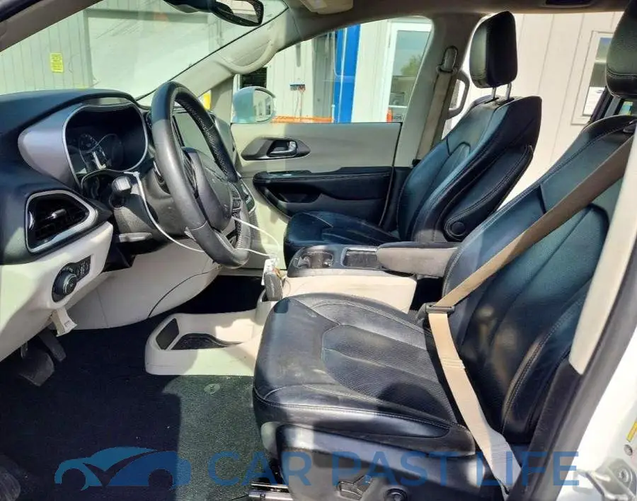 2C4RC1BG1NR169035# 7
