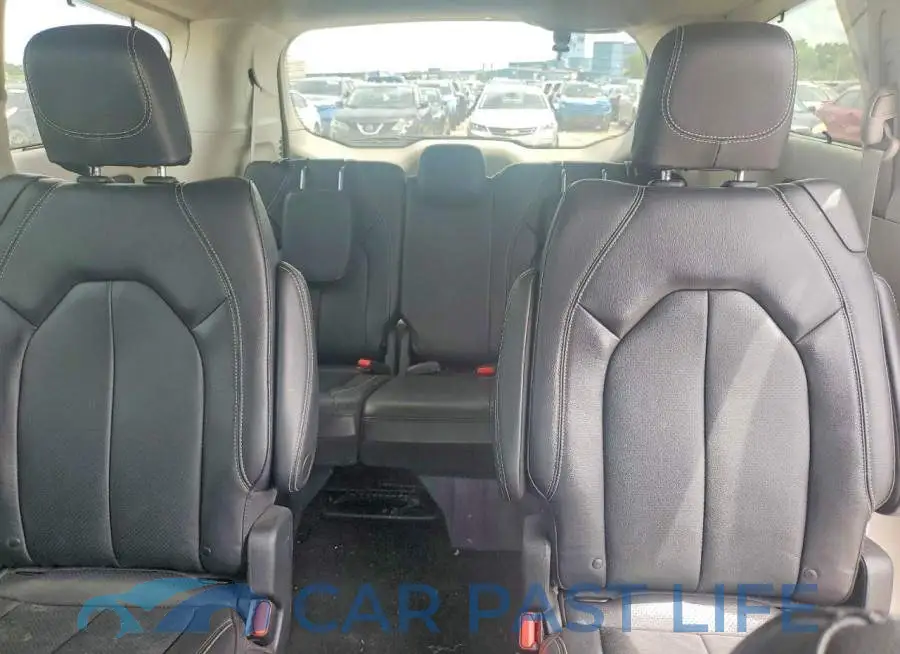 2C4RC1BG2NR150123# 10