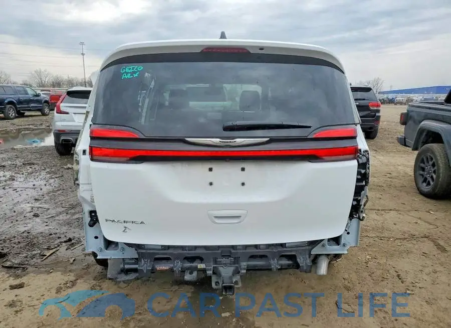 2C4RC1BG2SR609341# 6