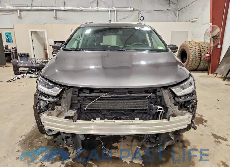 2C4RC1BG4NR138605# 5