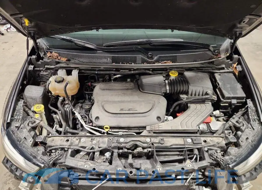 2C4RC1BG4NR138605# 12
