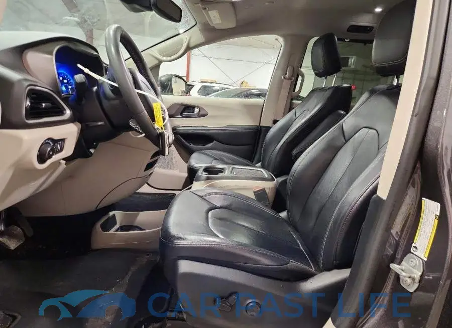 2C4RC1BG4NR138605# 7