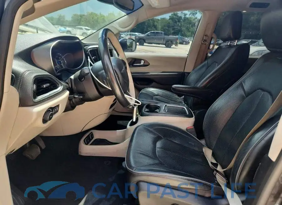 2C4RC1GGXLR290264# 7