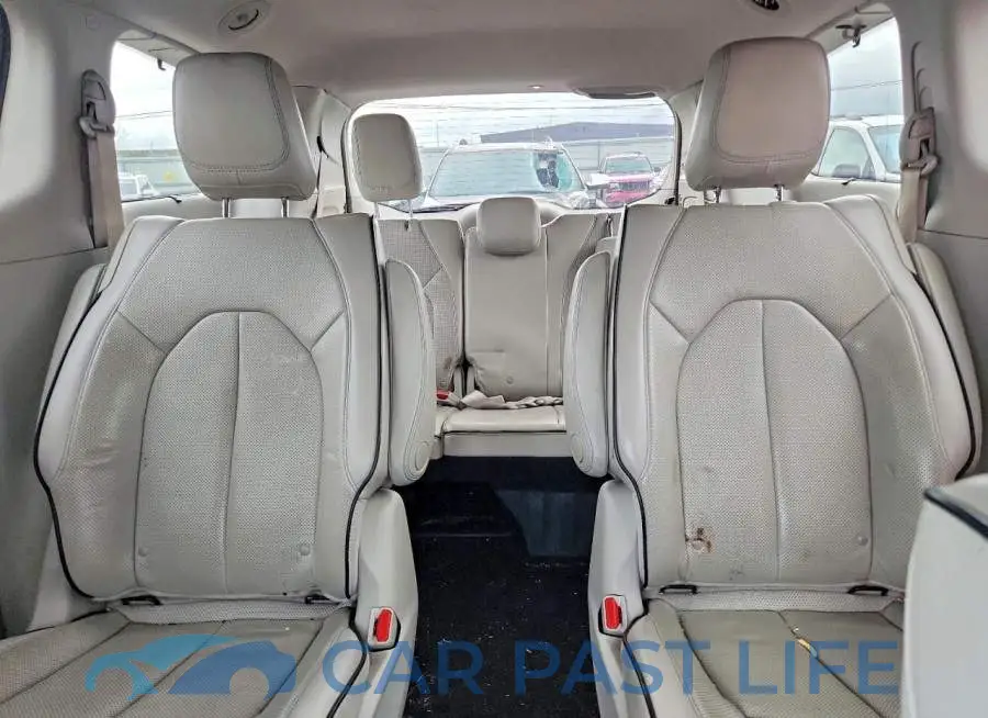 2C4RC1N78JR159138# 10