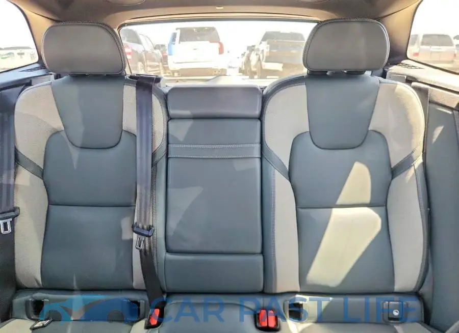 YV4062RM8N1953876# 10