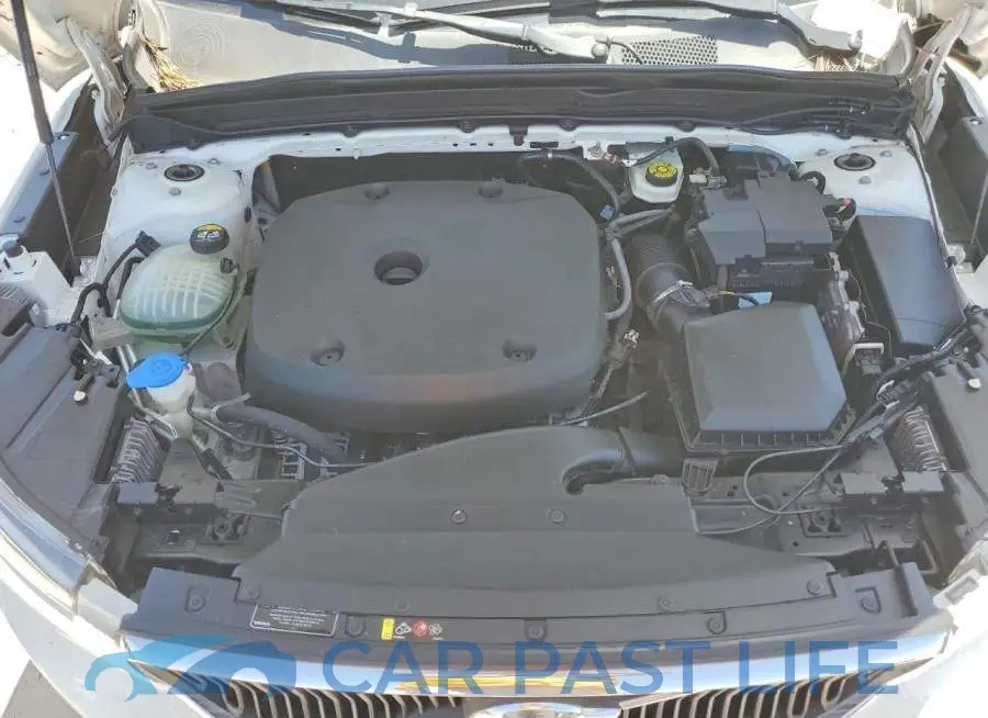YV4162XZ8K2014946# 12
