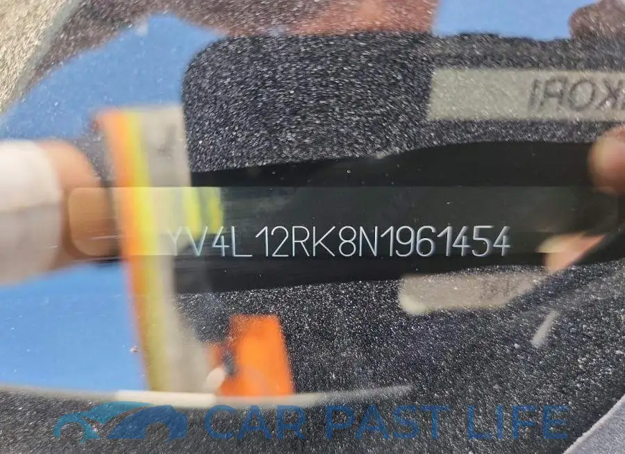 YV4L12RK8N1961454# 12