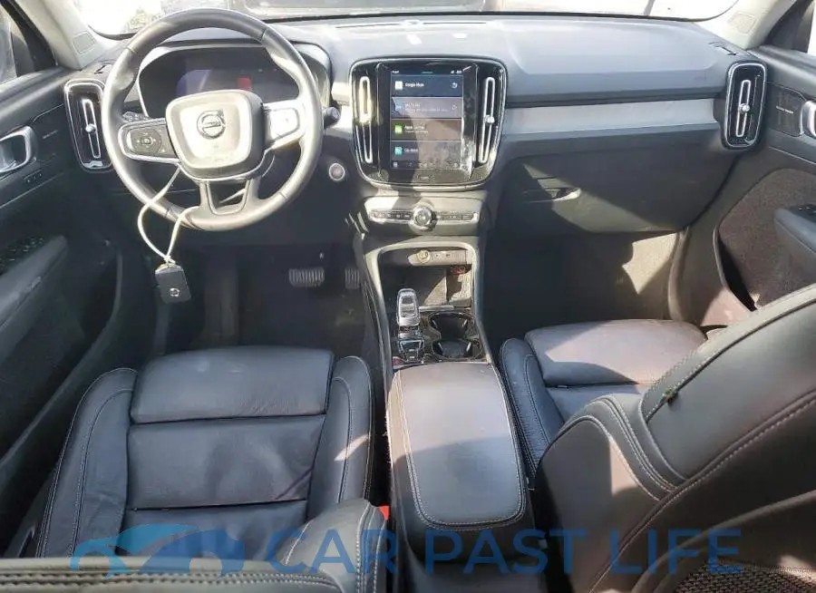 YV4L12UL8R2201427# 8