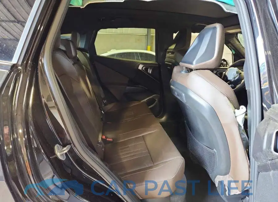 5UX53GP02T9233064# 11