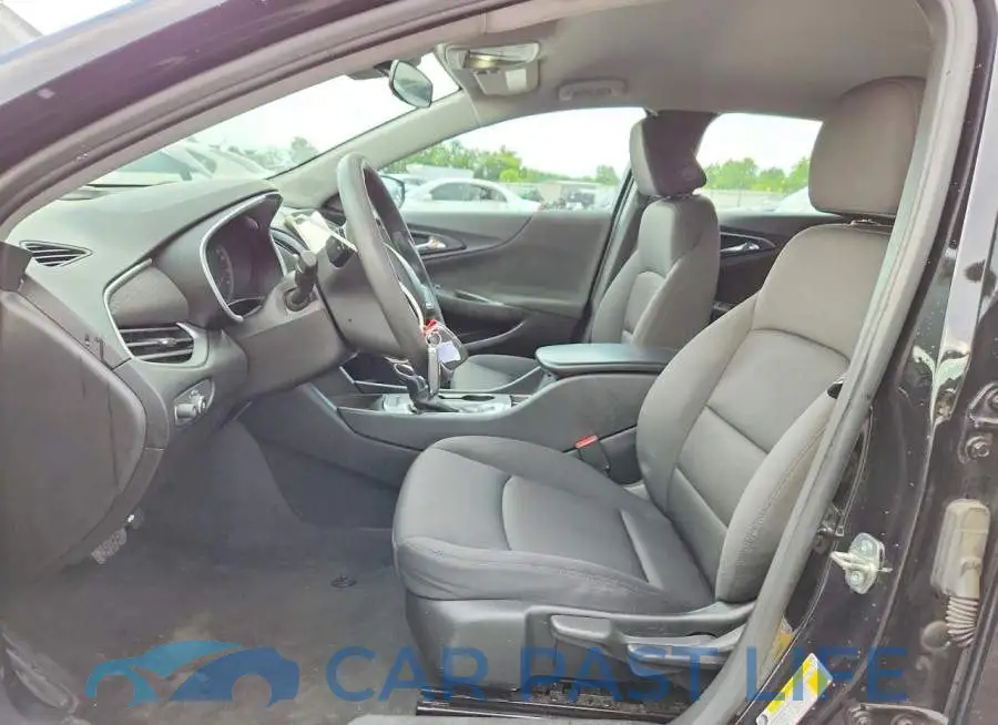 1G1ZB5ST9PF167446# 7