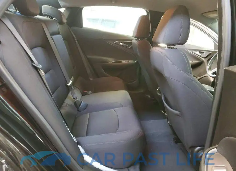 1G1ZD5ST1RF119825# 10