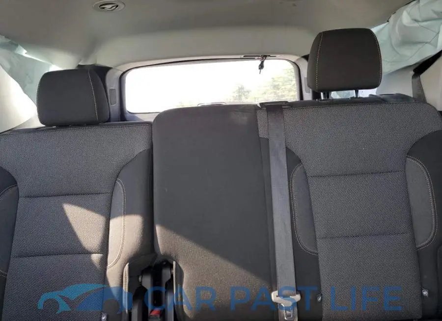 1GNEVLKW7KJ236143# 10
