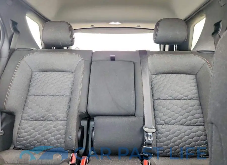 2GNAXKEV9K6218407# 10