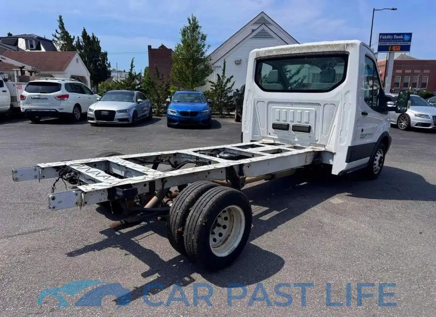 1FDBF8ZV3JKB34846# 4