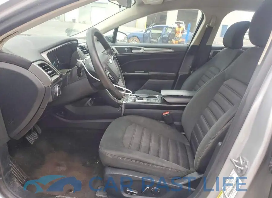 3FA6P0H70JR136028# 7
