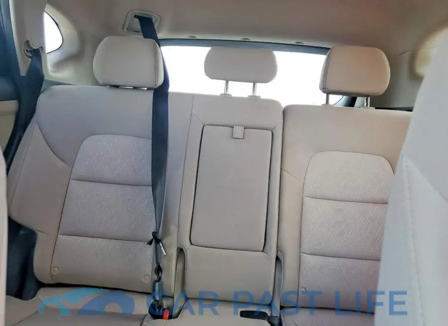 KM8J33AL9JU800274# 10