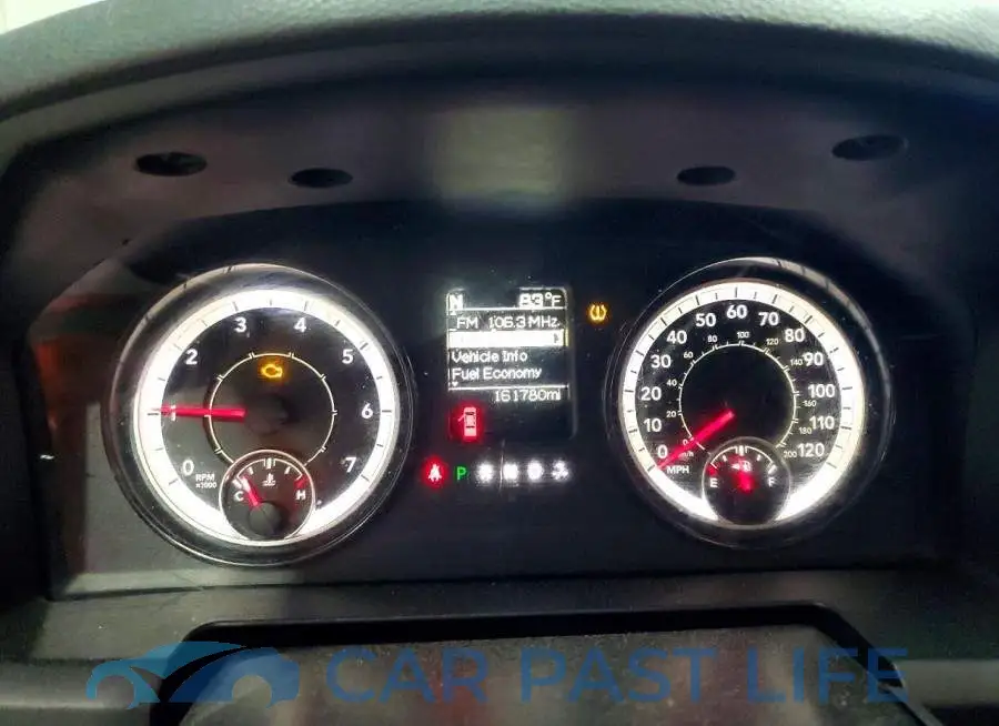 3C6UR5CJ8JG276276# 9