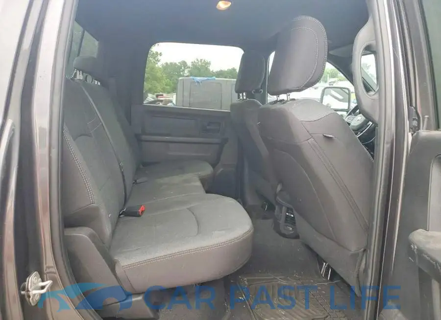 3C6UR5CJ9RG268294# 10