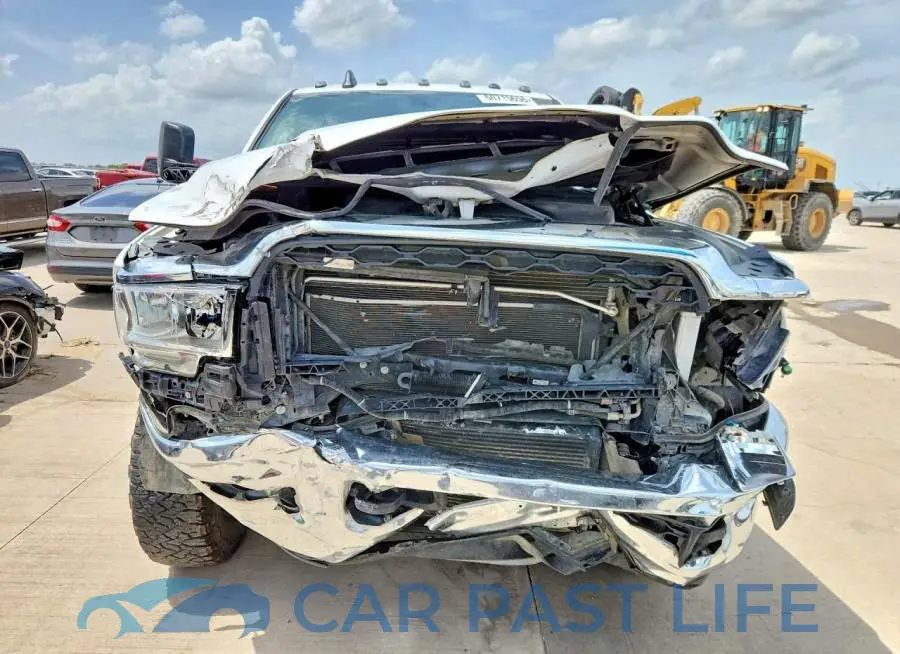 3C6UR5CL6LG197340# 5