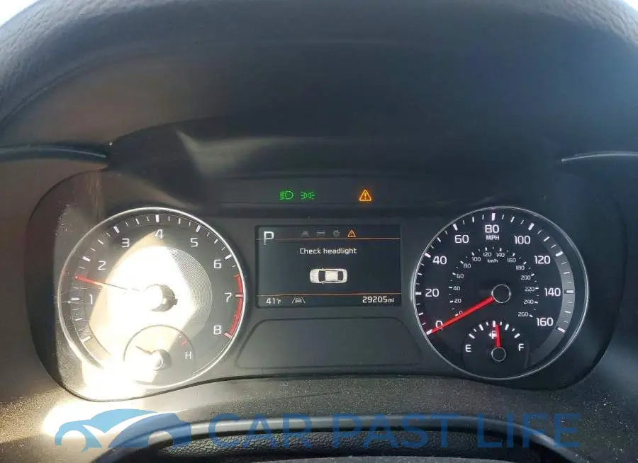 3KPF24AD8RE786213# 9