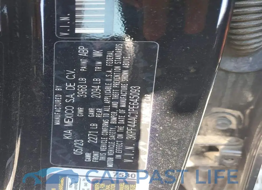 3KPF44AC1PE645093# 12