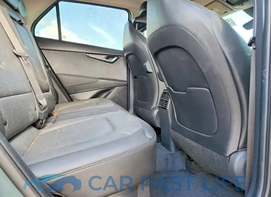 KNDCT3LEXR5201935# 10