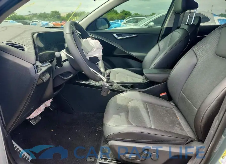 KNDCT3LEXR5201935# 7