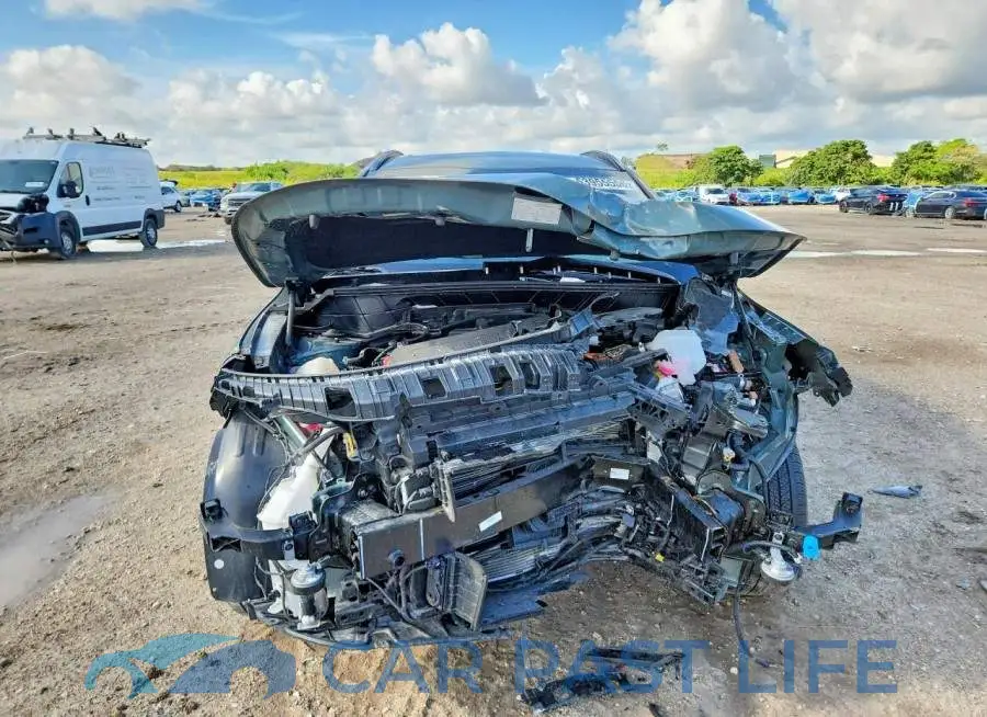 KNDCT3LEXR5201935# 5