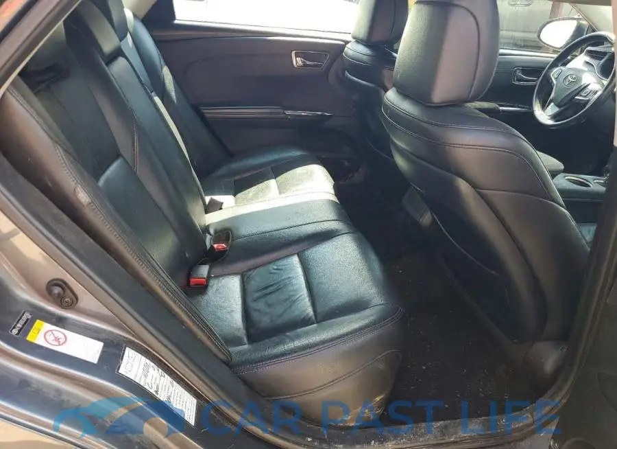 4T1BK1EB2JU281565# 10