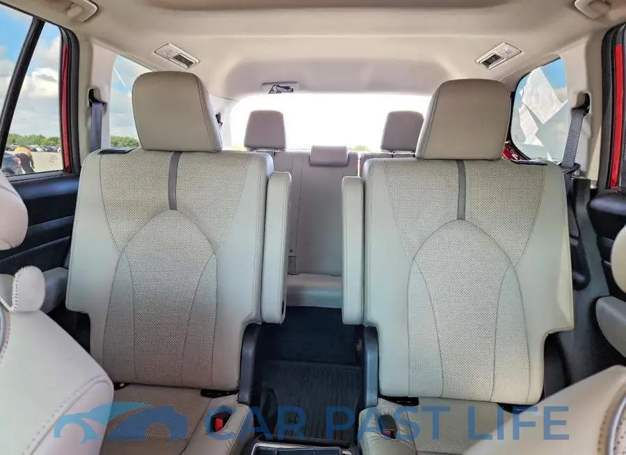 5TDAAAB51RS035477# 10