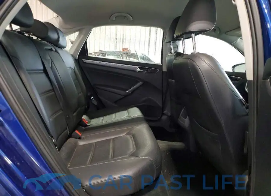 1VWDT7A33HC059349# 10