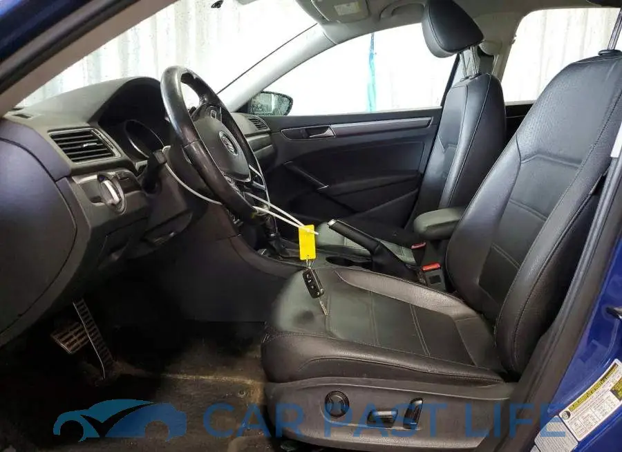 1VWDT7A33HC059349# 7