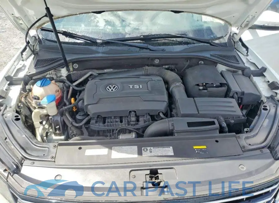 1VWDT7A36HC018925# 11