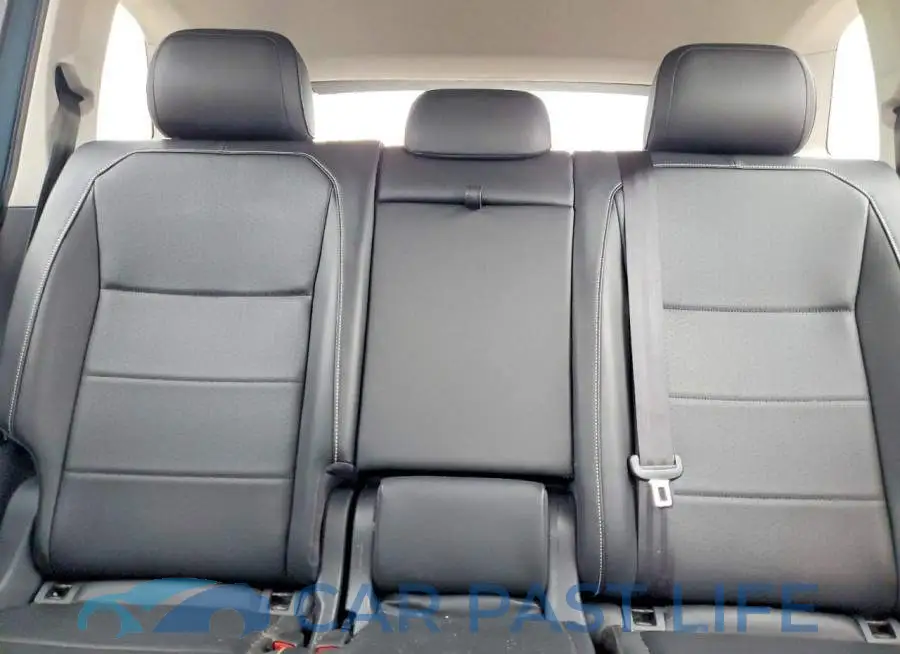 3VV2B7AX1MM153949# 10