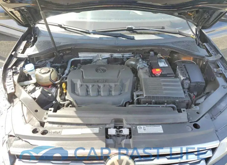 3VV2B7AX3JM219896# 12