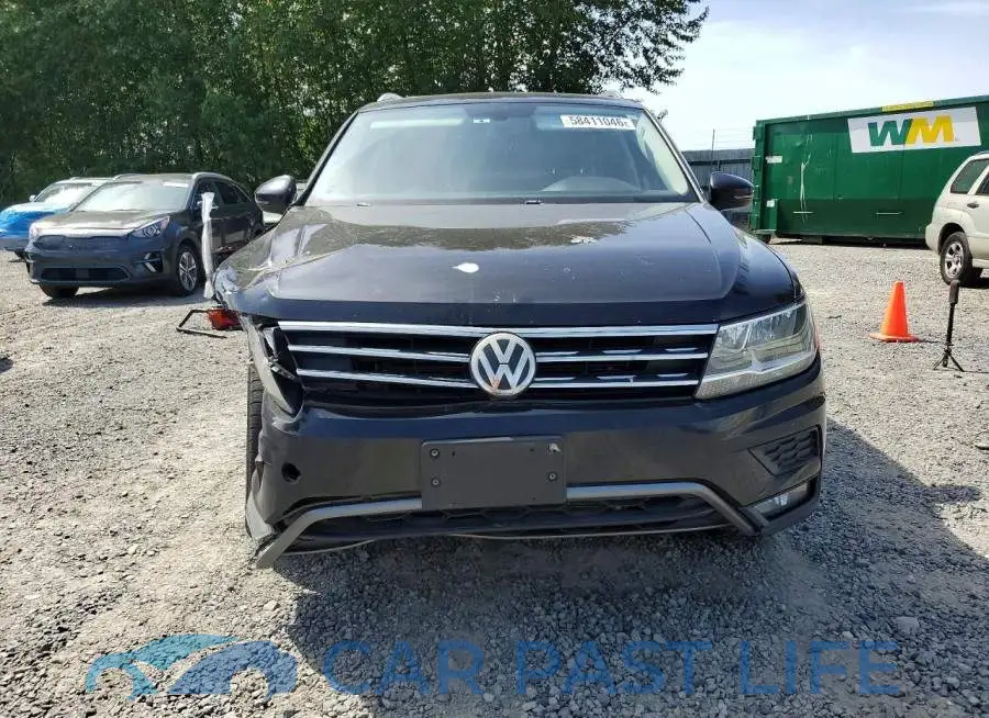 3VV2B7AX3JM219896# 5