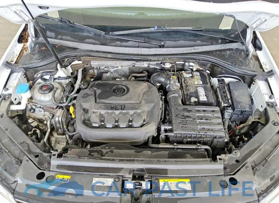 3VV3B7AX8LM182576# 12