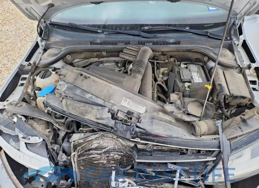 3VW2B7AJ3HM374837# 11