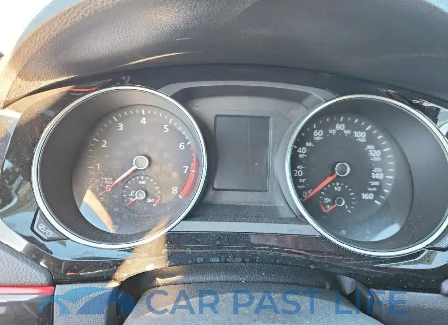 3VW4T7AJXJM214949# 9