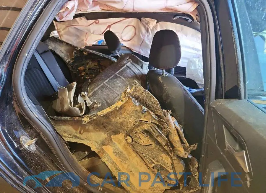 3VW6T7BU4LM042969# 10