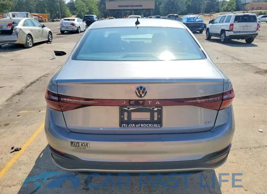 3VW7X7BU2SM031752# 6